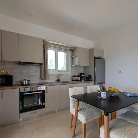 Anima Horizon - Elia Сasa de vacaciones *