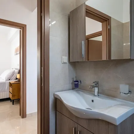 Anima Horizon - Elia Сasa de vacaciones Eleofito